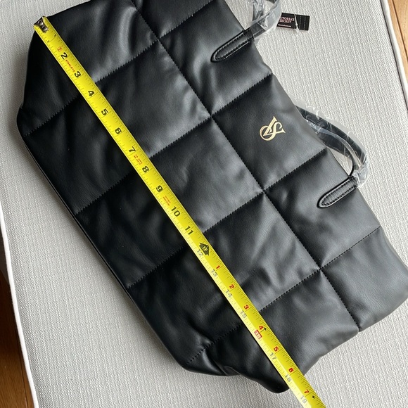 Victoria’s secret black puffer tote bag - Picture 13 of 14